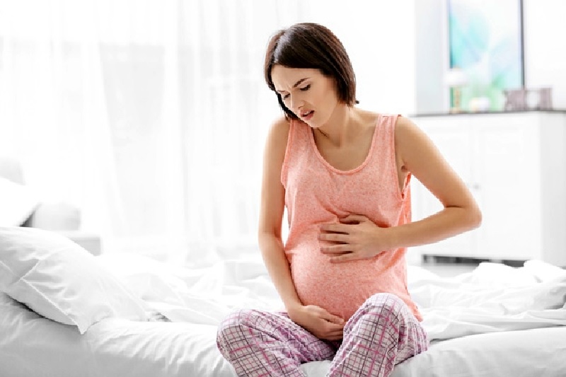 Triệu chứng đặc trưng của thận ứ nước độ 1 khi mang bầu