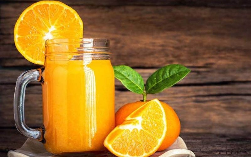 Bị rối loạn tiêu hoá có nên uống nước cam không